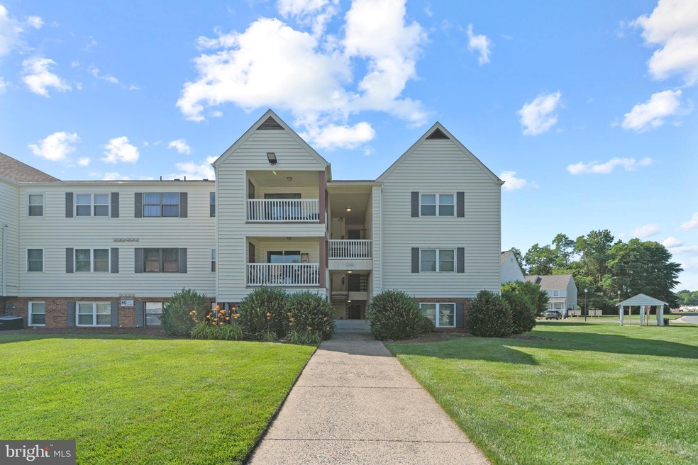 100 Chesterfield Ln unit 201, Stafford, VA 22556 - photo 1