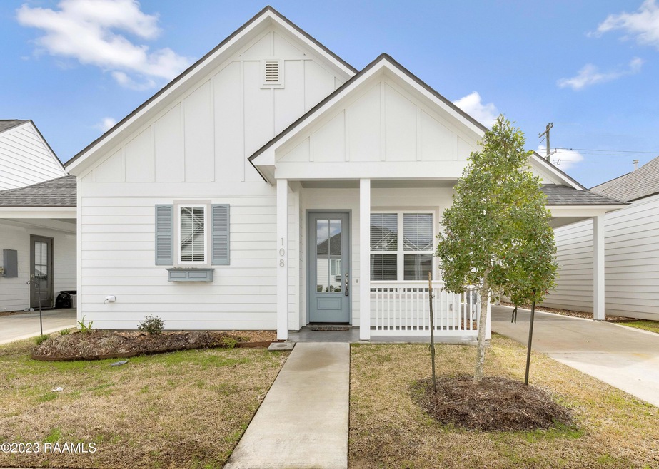 108 Waterstone front
