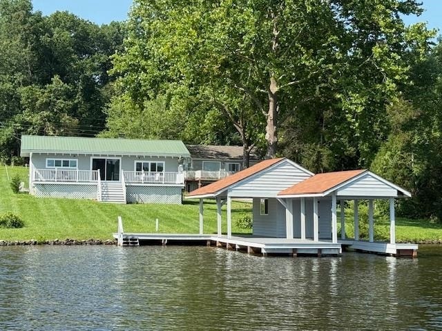 1382 S Lakeshore Dr, Louisa, VA 23093 - photo 1