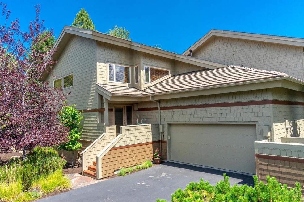 19638 Painted Ridge Loop, Bend, OR 97702 - photo 1