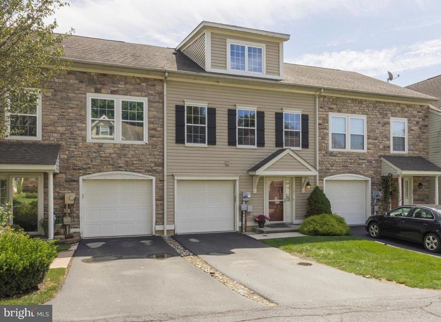 121 Red Oak Ct unit 23, Honey Brook, PA 19344 - photo 1