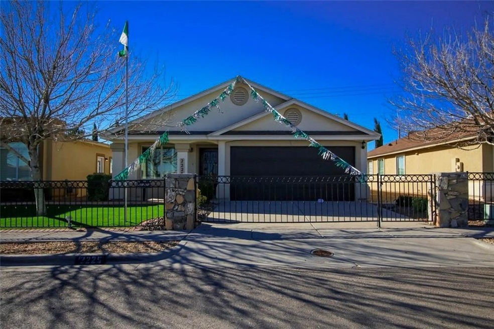 14924 Tim Hardaway Dr, El Paso, TX 79938 - photo 1