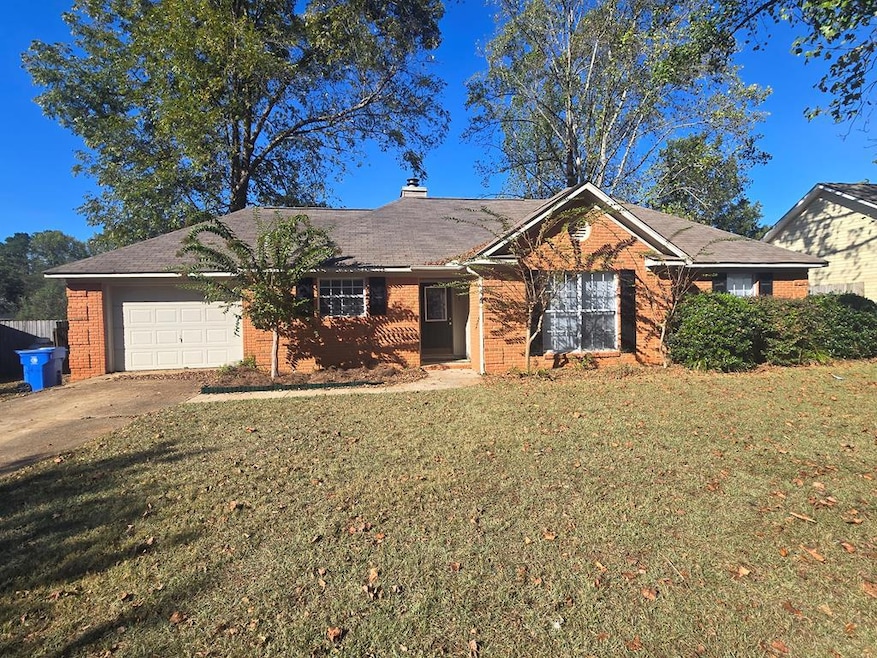 111 Bartlet Ln, Dothan, AL 36305 - photo 1