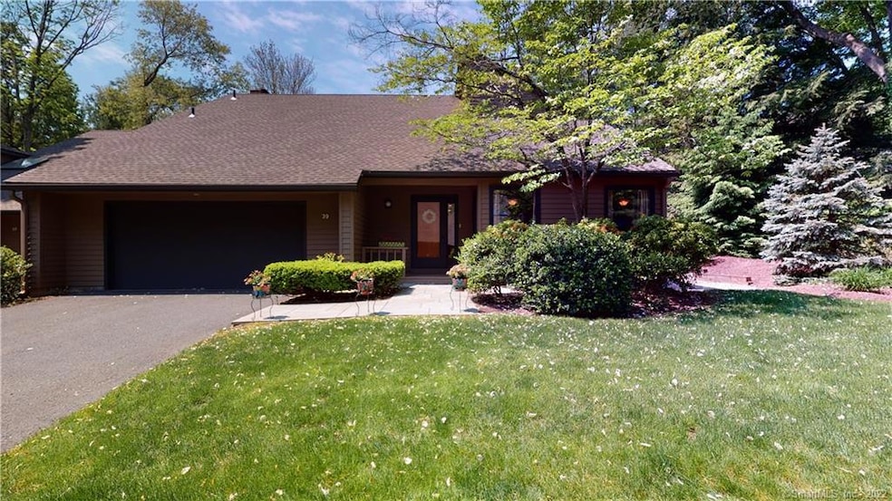 39 Ironwood Rd unit 39, West Hartford, CT 06117 - photo 1