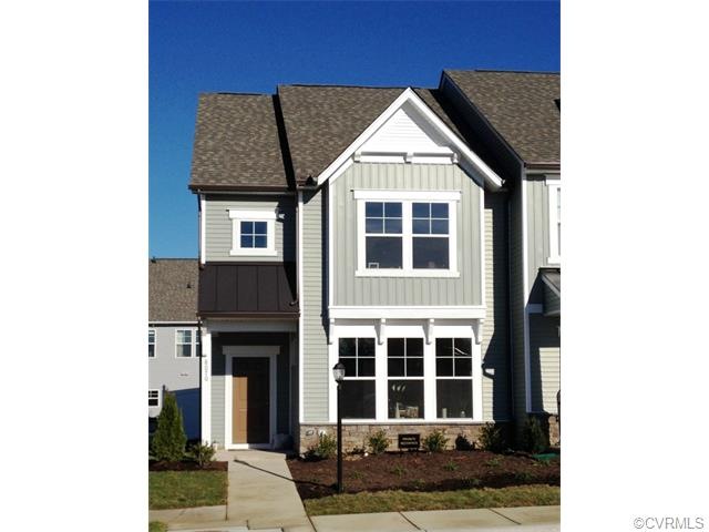 Bridgewater Townhome by HHHunt Homes.Photo is from