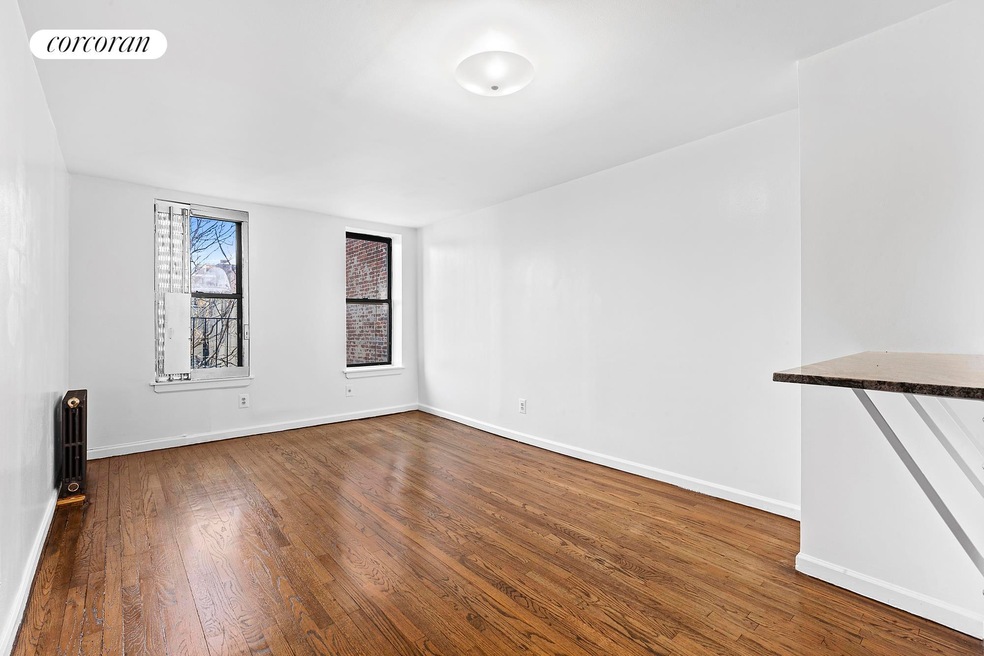 114 Suffolk St unit 5C, New York, NY 10002 - photo 1
