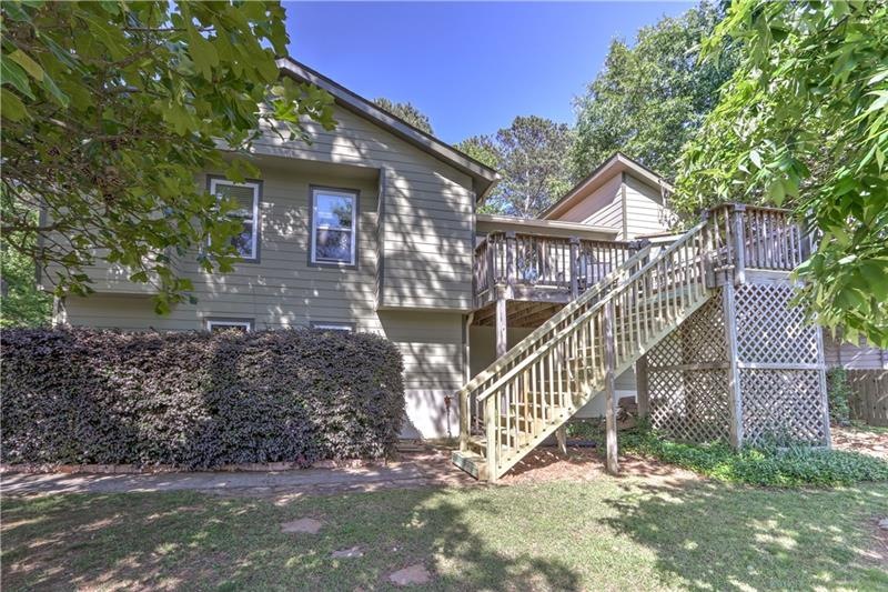 2046 Maier Ct, Snellville, GA 30078 - photo 1