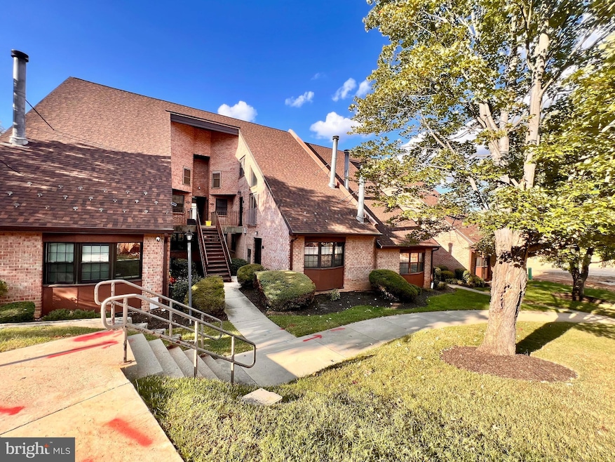 3066 Pineview Ct NE, Washington, DC 20018 - photo 1