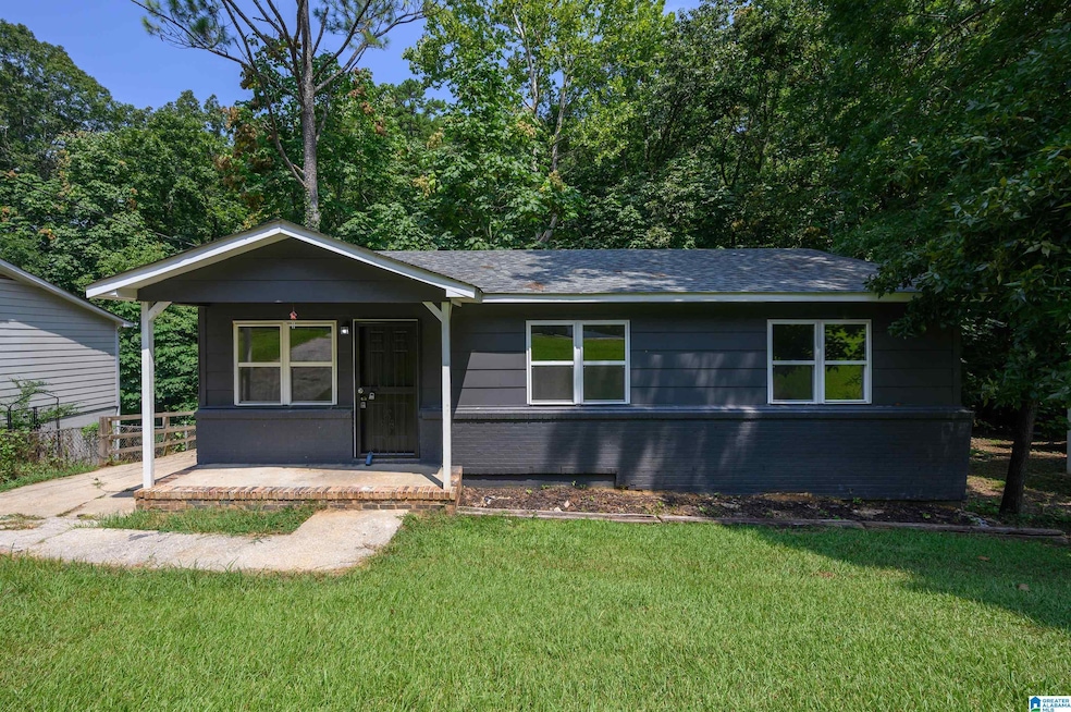 1825 5th Way NW, Center Point, AL 35215 - photo 1