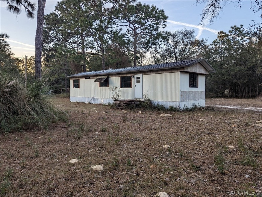 135 E Pilar St, Hernando, FL 34442 - photo 1