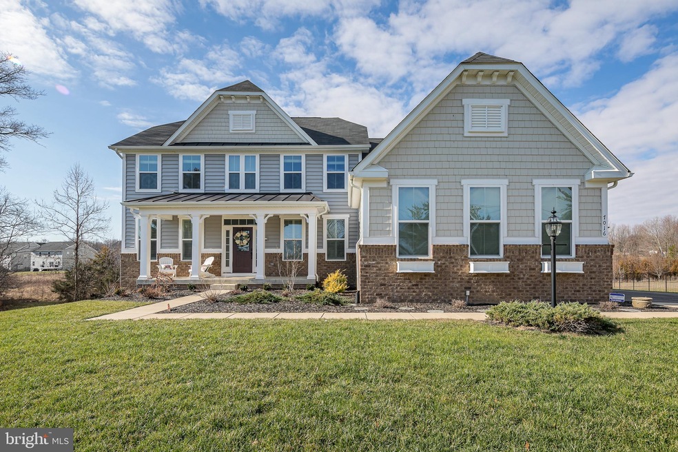 7016 Lake Dr, Warrenton, VA 20187 - photo 1