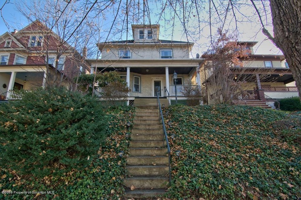 912 Quincy Ave, Scranton, PA 18510 - photo 1