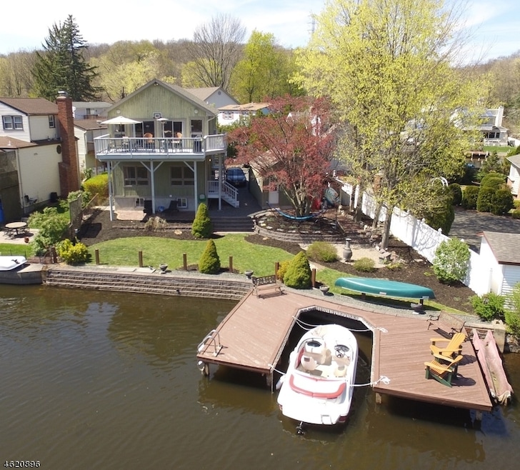 7 Brights Point Rd, Lake Hopatcong, NJ 07849 - photo 1