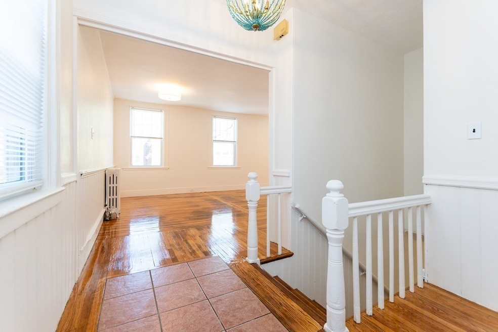 859 1/2 E Broadway unit 2, Boston, MA 02127 - photo 1