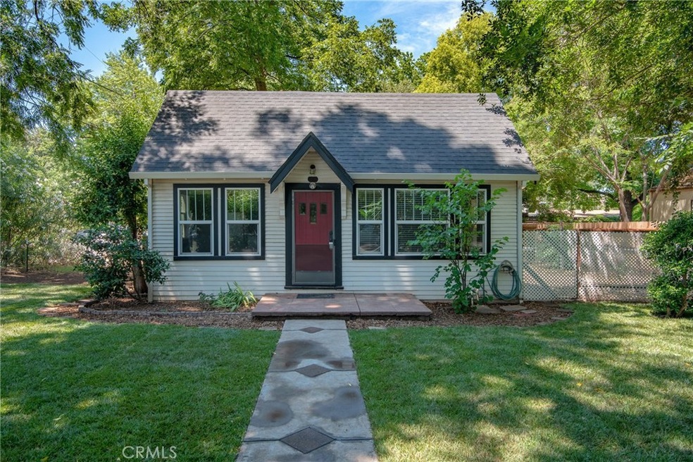 146 W 7th Ave, Chico, CA 95926 - photo 1