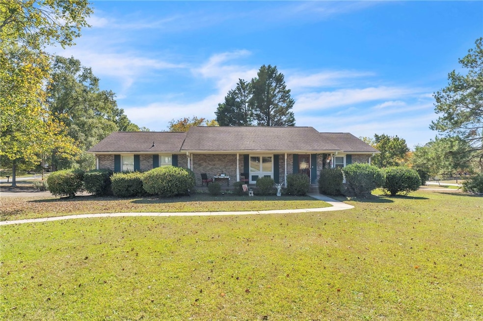 1426 E Calhoun St, Anderson, SC 29621 - photo 1