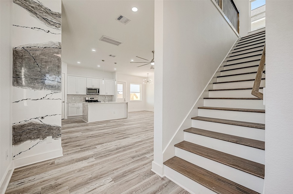 3203 Mansfield St, Houston, TX 77091 - photo 1