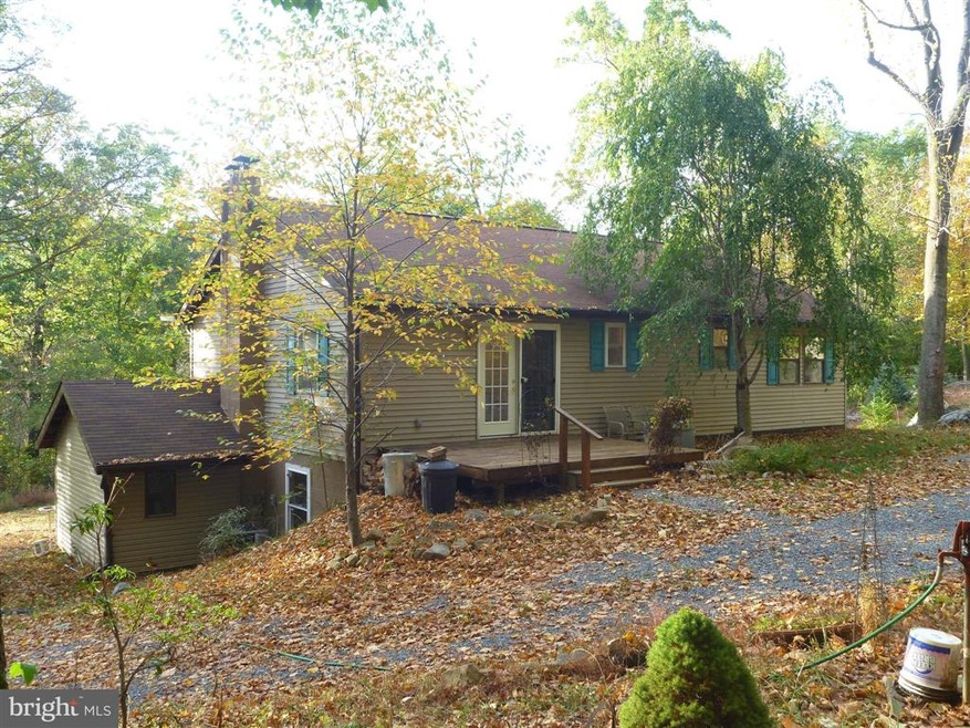 98 Cinnamon Trail unit A, Berkeley Springs, WV 25411 - photo 1