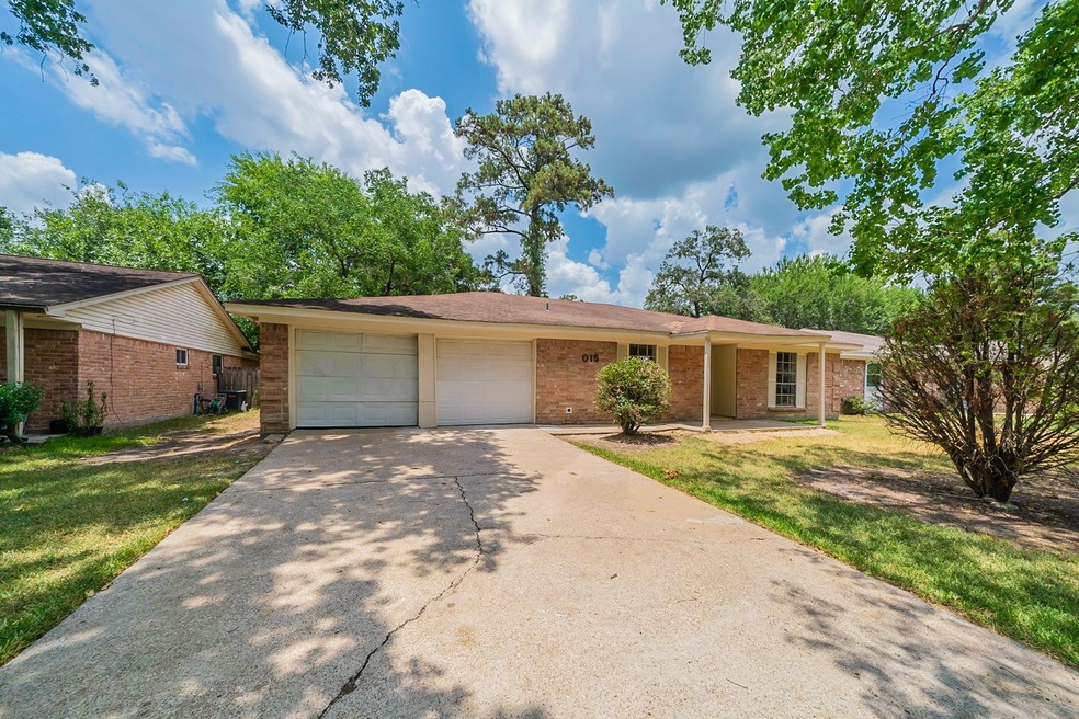 5015 Fitzwater Dr, Spring, TX 77373 - photo 1