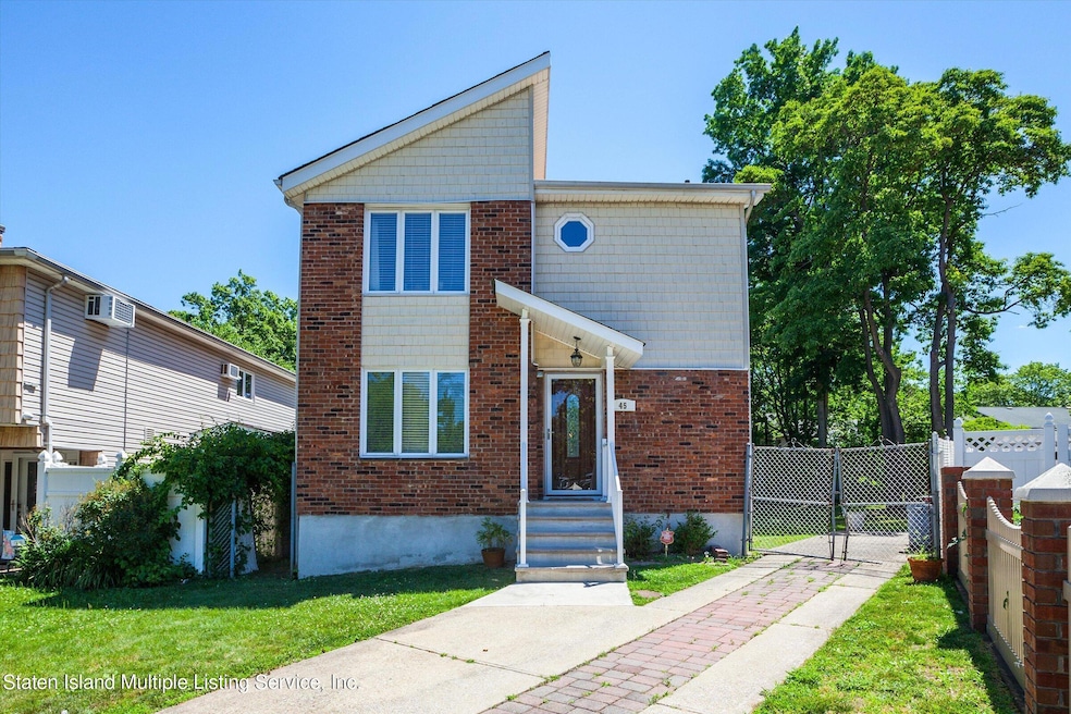 45 Kunath Ave, Staten Island, NY 10309 - photo 1