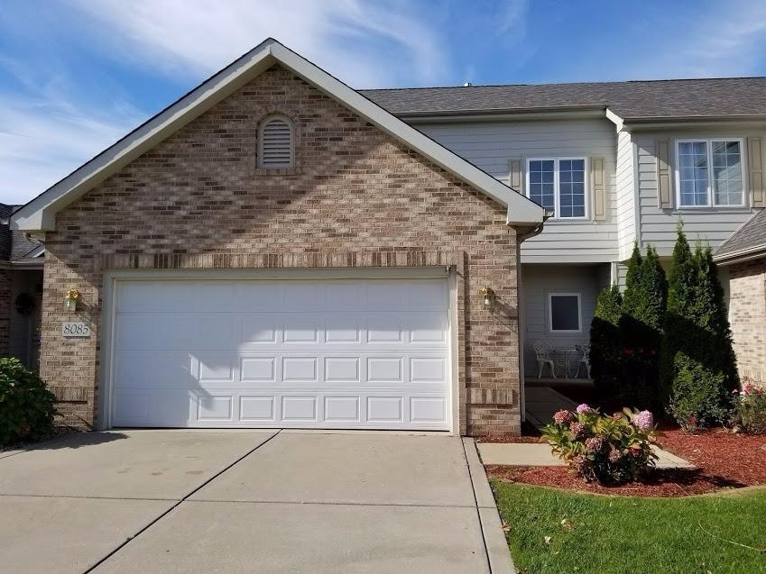 8085 Tuckaway Ct, Crown Point, IN 46307 - photo 1