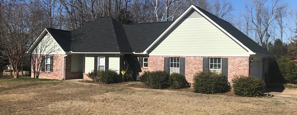 915 Cedarbrook Dr, Oxford, MS 38655 - photo 1