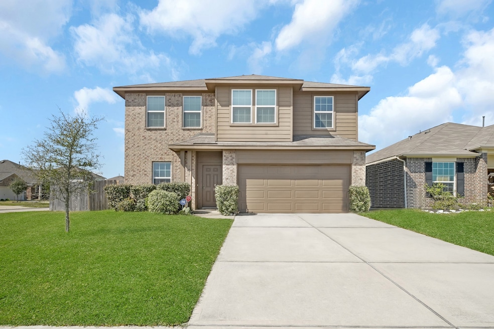 1477 Barras St, Alvin, TX 77511 - photo 1