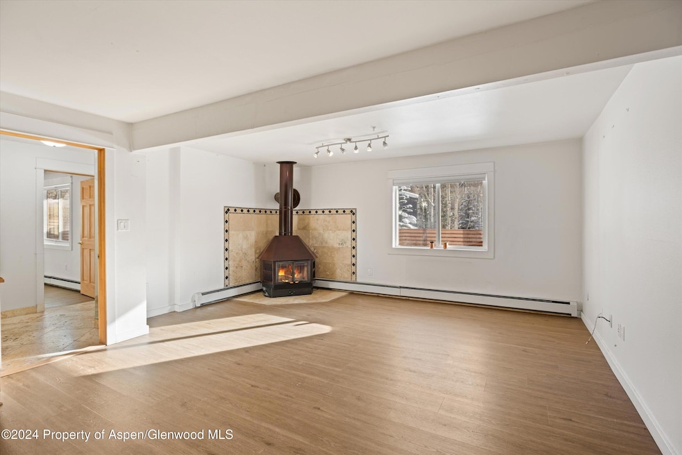 Under Contract $1,900,000