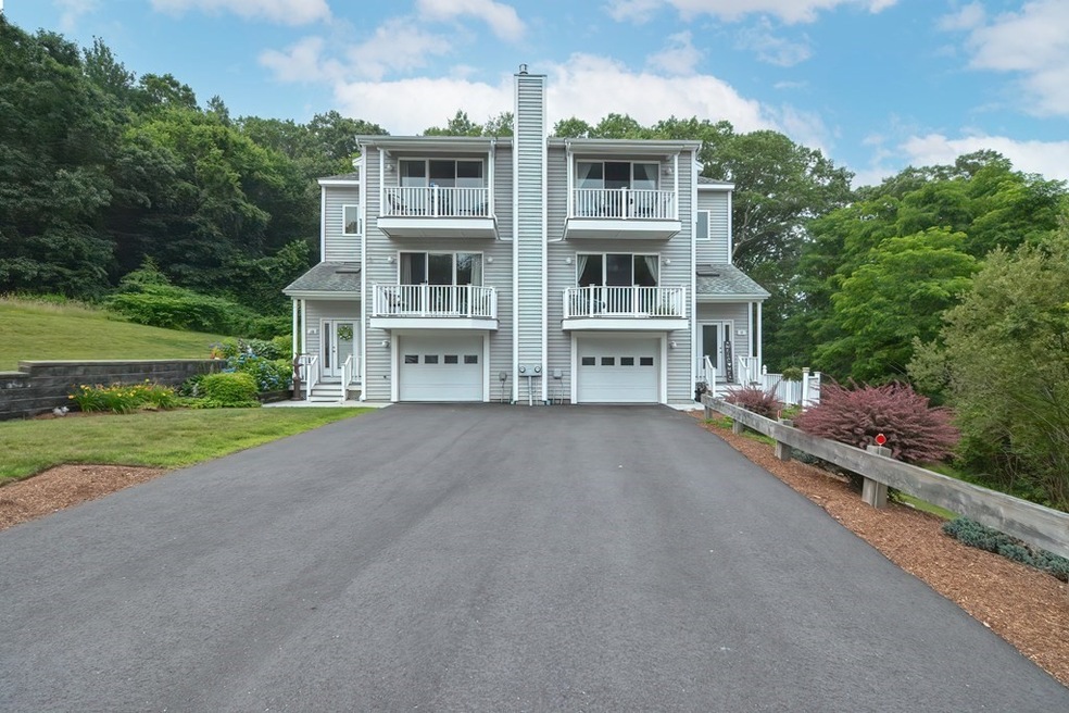 3865 N Main St unit 18, Fall River, MA 02720 - photo 1