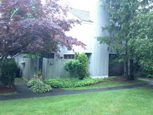 7 Dogberry Ln unit 7, Ridgefield, CT 06877 - photo 1