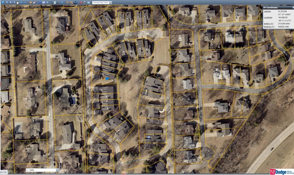 907 S 112th Plaza, Omaha, NE 68154 - photo 1