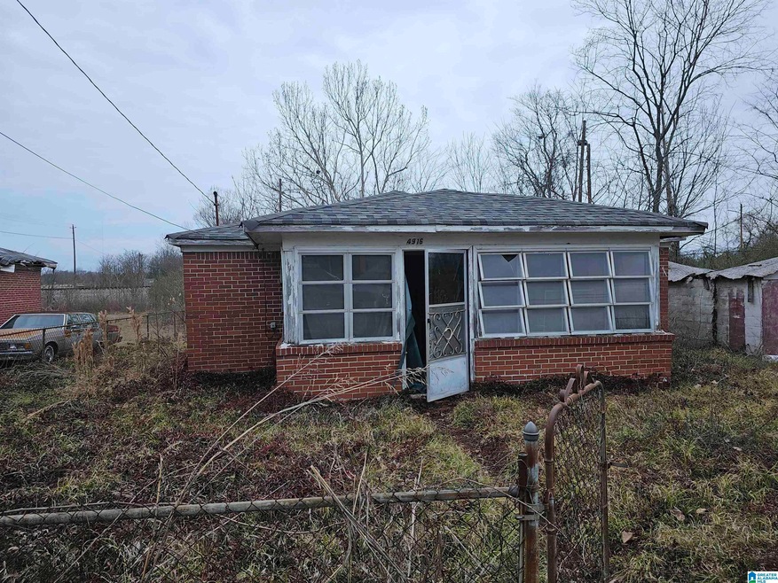 4916 CRAIG AVE SW