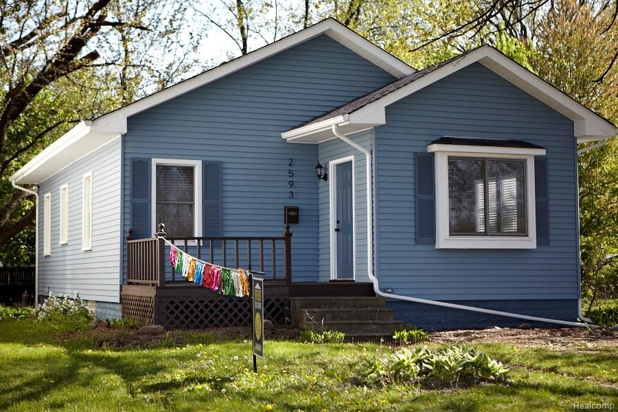 0.0 Front - 2593 Hallman