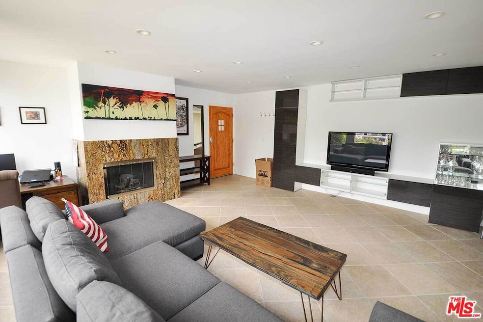 unlisted-address, Marina Del Rey, CA 90292 - photo 1