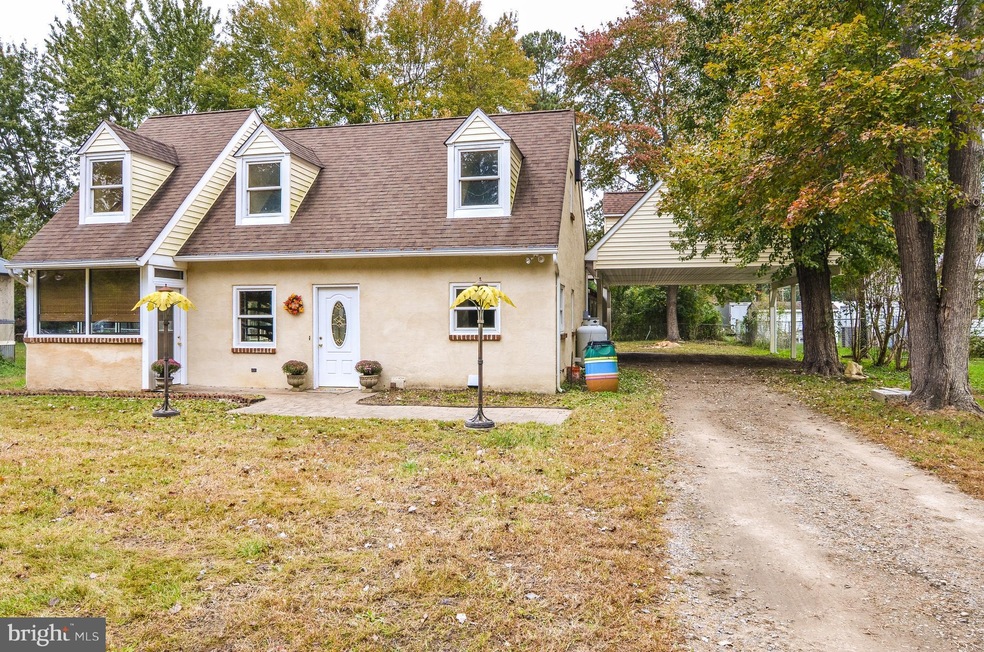 381 Rolando Dr, Colonial Beach, VA 22443 - photo 1