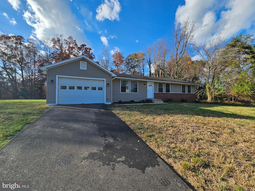 122 Helena Dr, Prince Frederick, MD 20678 - photo 1