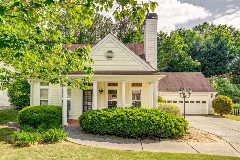 Welcome to Your Charming Cottage Home!