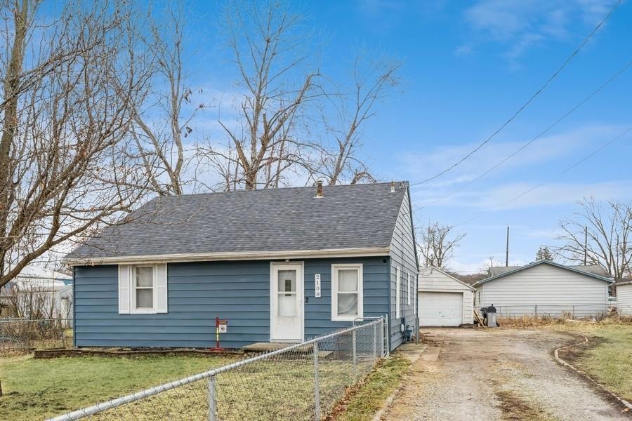 960 SF Ranch Home