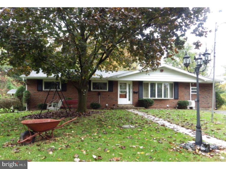 508 Catherine St, Ashland, PA 17921 - photo 1