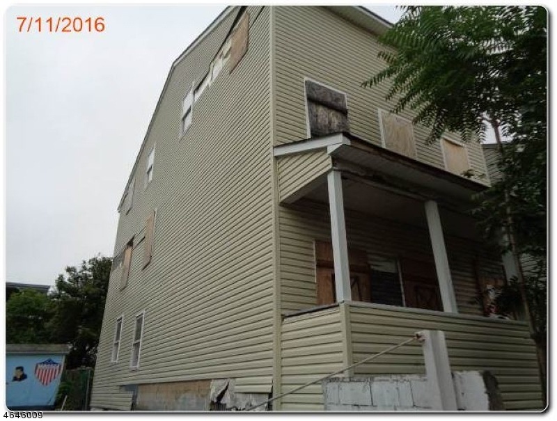 137 Butler St, Paterson, NJ 07524 - photo 1