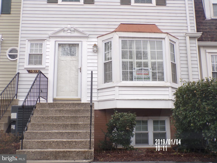 1519 Lowell Ct, Crofton, MD 21114 - photo 1