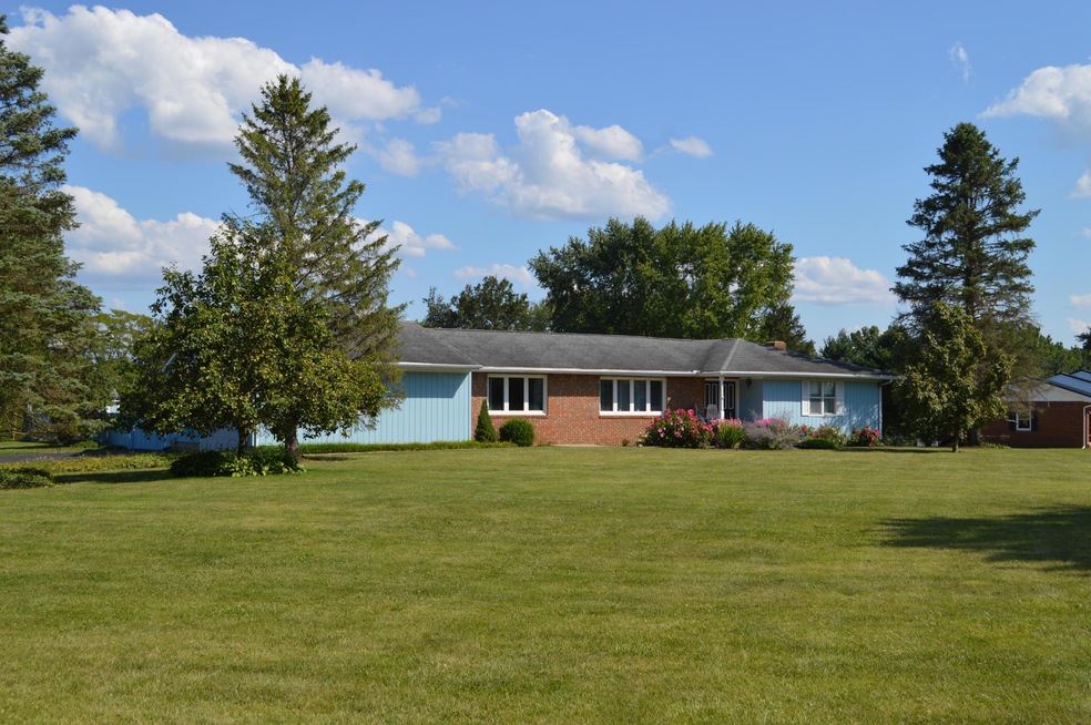 23404 Bolender Pontius Rd, Circleville, OH 43113 - photo 1