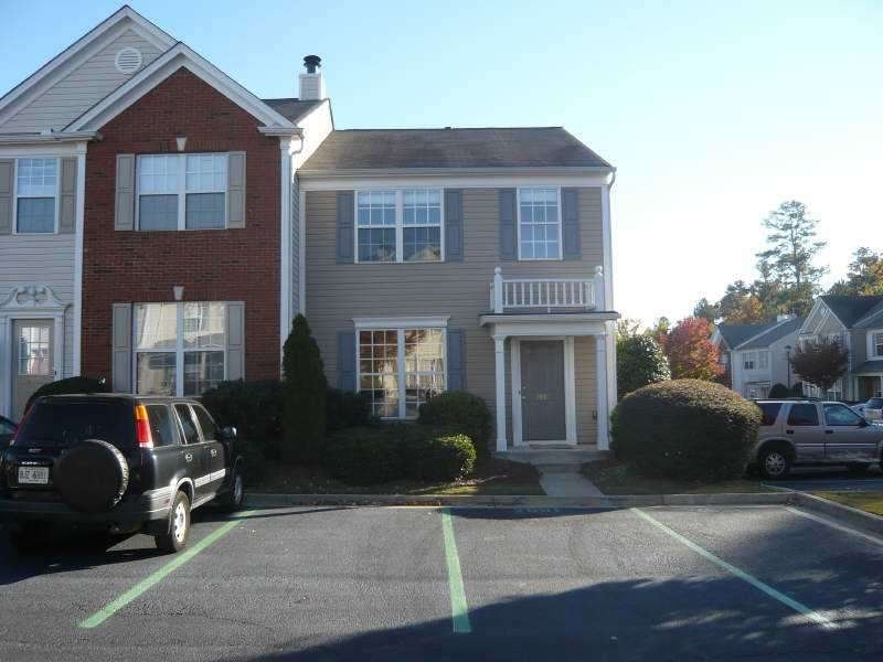 Exterior Front. FRONT VIEW