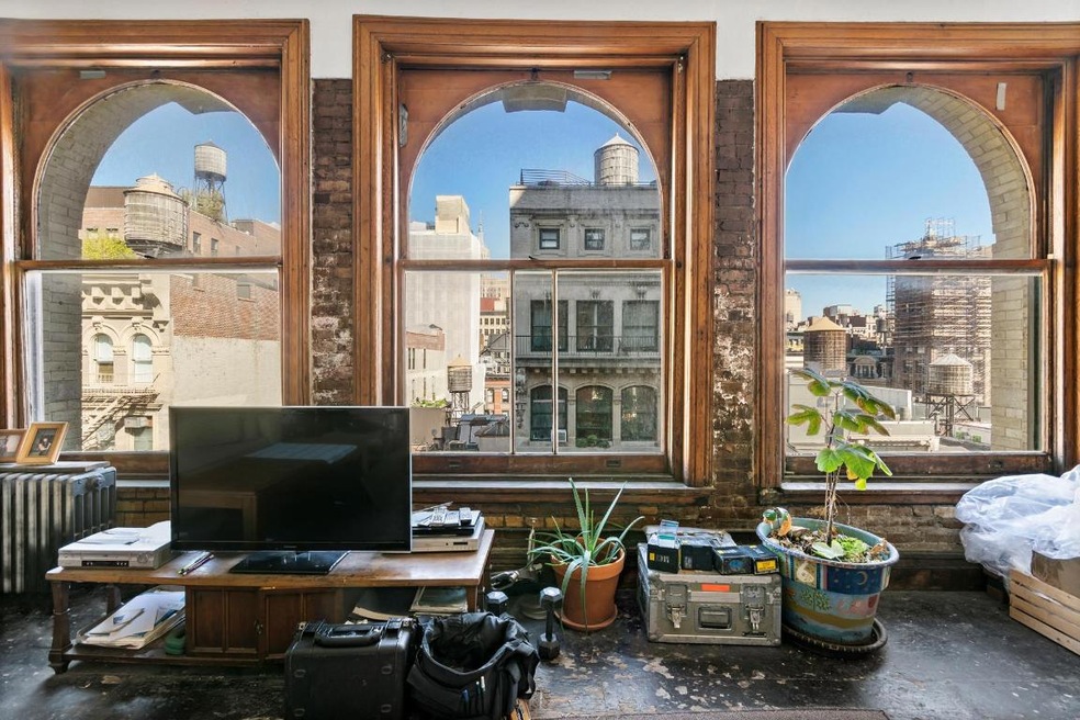 16 E 17th St unit 8, New York, NY 10003 - photo 1