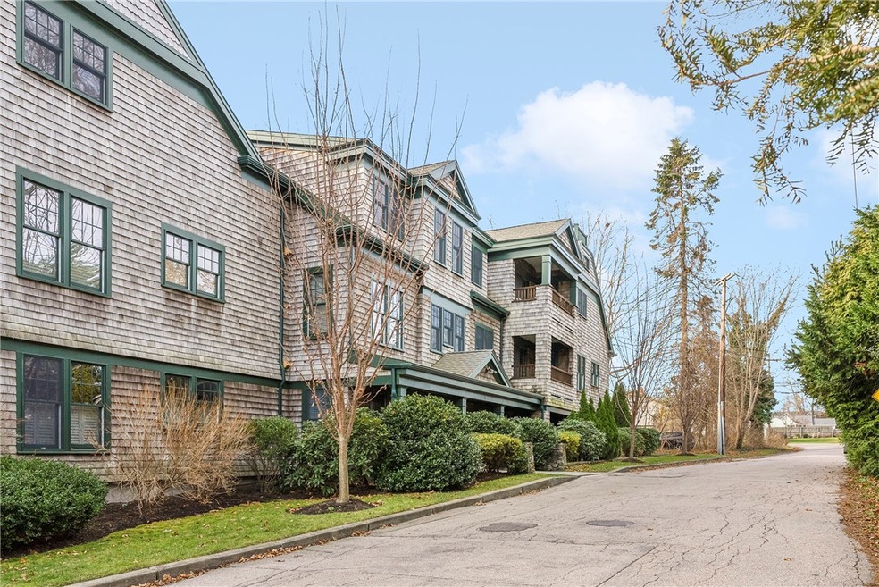 Welcome to 35 Knowles Court!