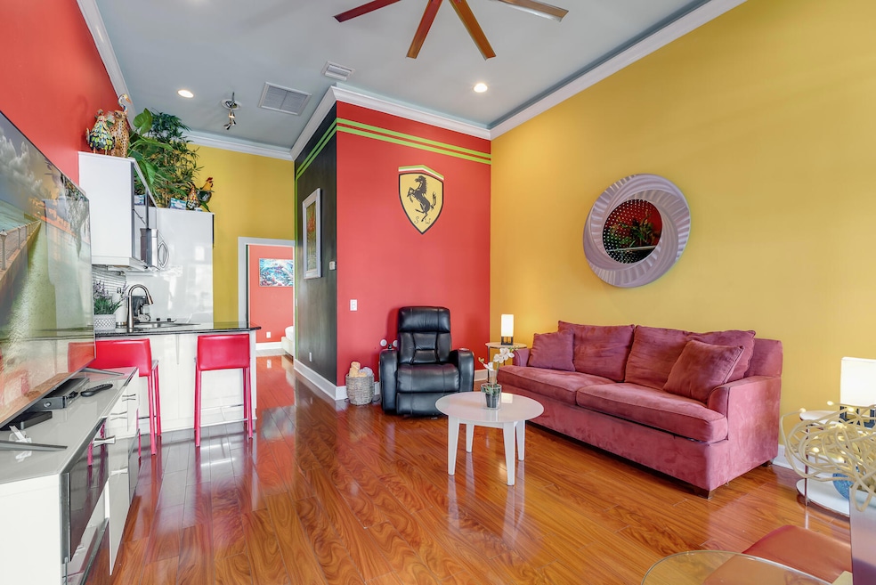 422 Amelia St unit 6, Key West, FL 33040 - photo 1