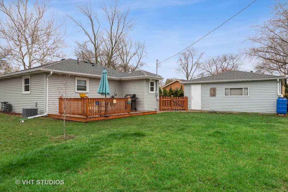 2004 Hawk Ct, Rolling Meadows, IL 60008 - photo 1