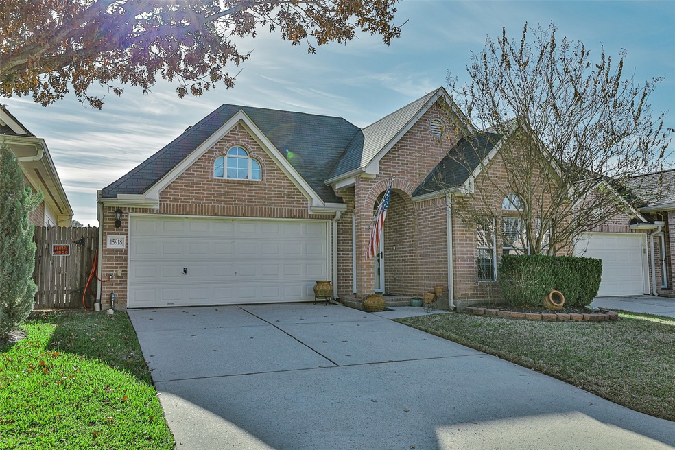 15918 Collinsville Dr, Tomball, TX 77377 - photo 1