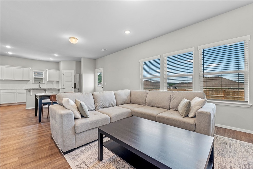 2940 W Emil Dr, Fayetteville, AR 72704 - photo 1