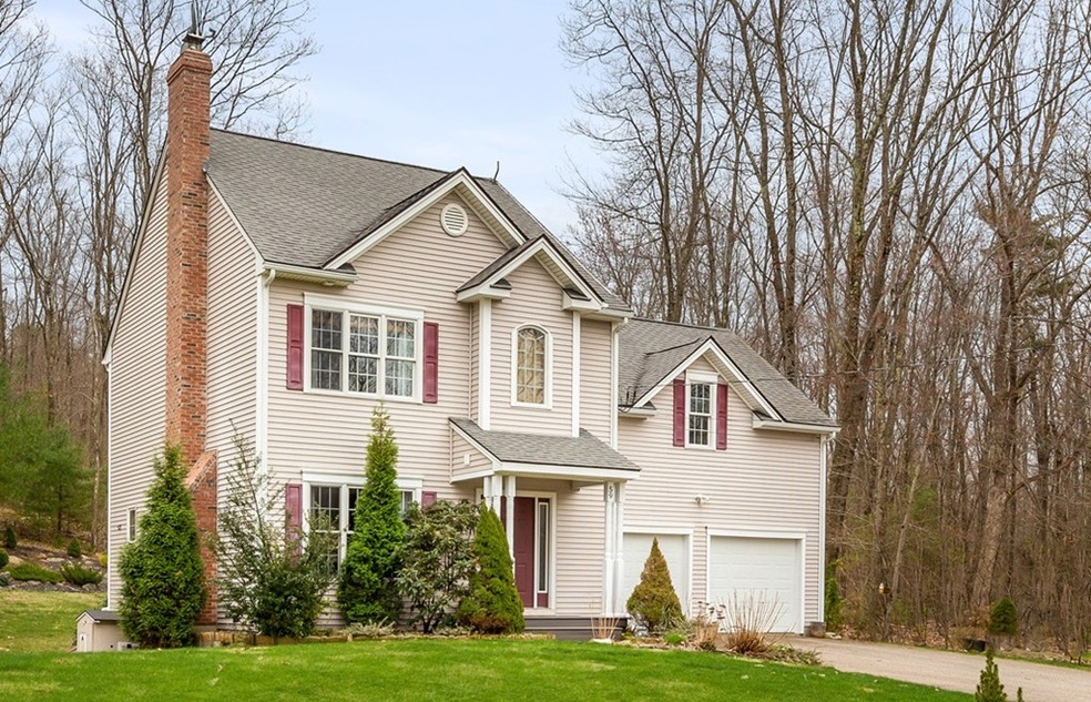 59 Flint Rd, Charlton, MA 01507 - photo 1